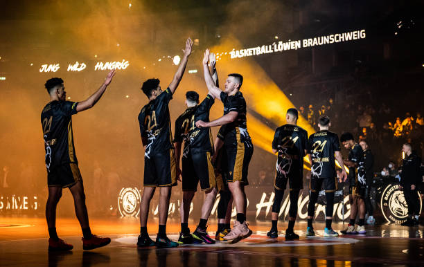 而忽视了他 而忽视了他